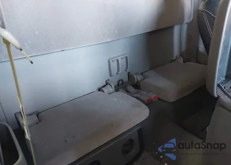 2001 Toyota Tacoma Base V6 from USA, damaged, VIN 5TEWN72N11Z720857